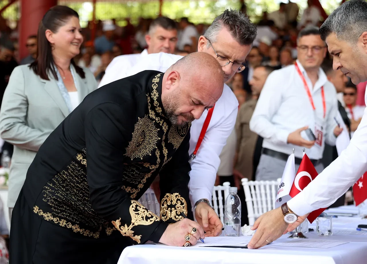 Kırkpınar’da ağalık ihalesi tamamlandı: Ufuk Özünlü, 46 milyon 666 bin 666 liralık teklifle kazandı