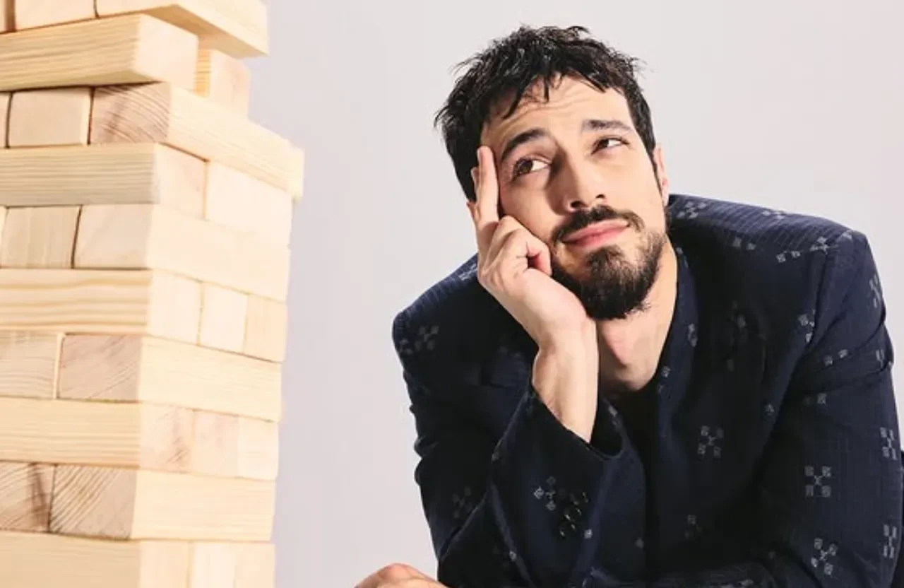 Mert Yazıcıoğlu'nun yeni rolü netleşti! Bu kez doktor önlüğü giyecek