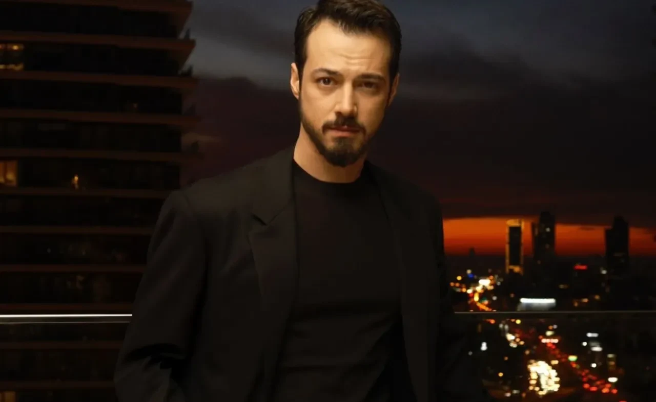 Mert Yazıcıoğlu'nun yeni rolü netleşti! Bu kez doktor önlüğü giyecek