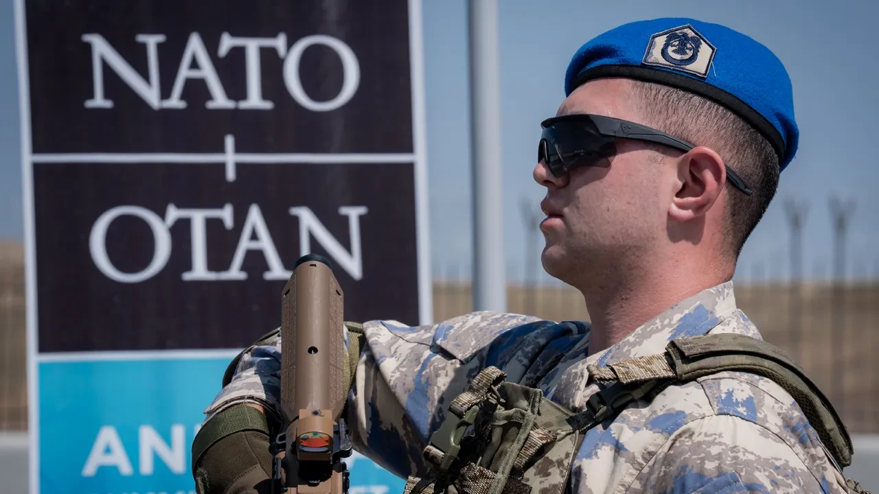 NATO Zirvesi'nde polisler hastaneye kaldırıldı! 'Kumanyadan zehirlendiler' iddiasına Ankara Valiliğinden açıklama var