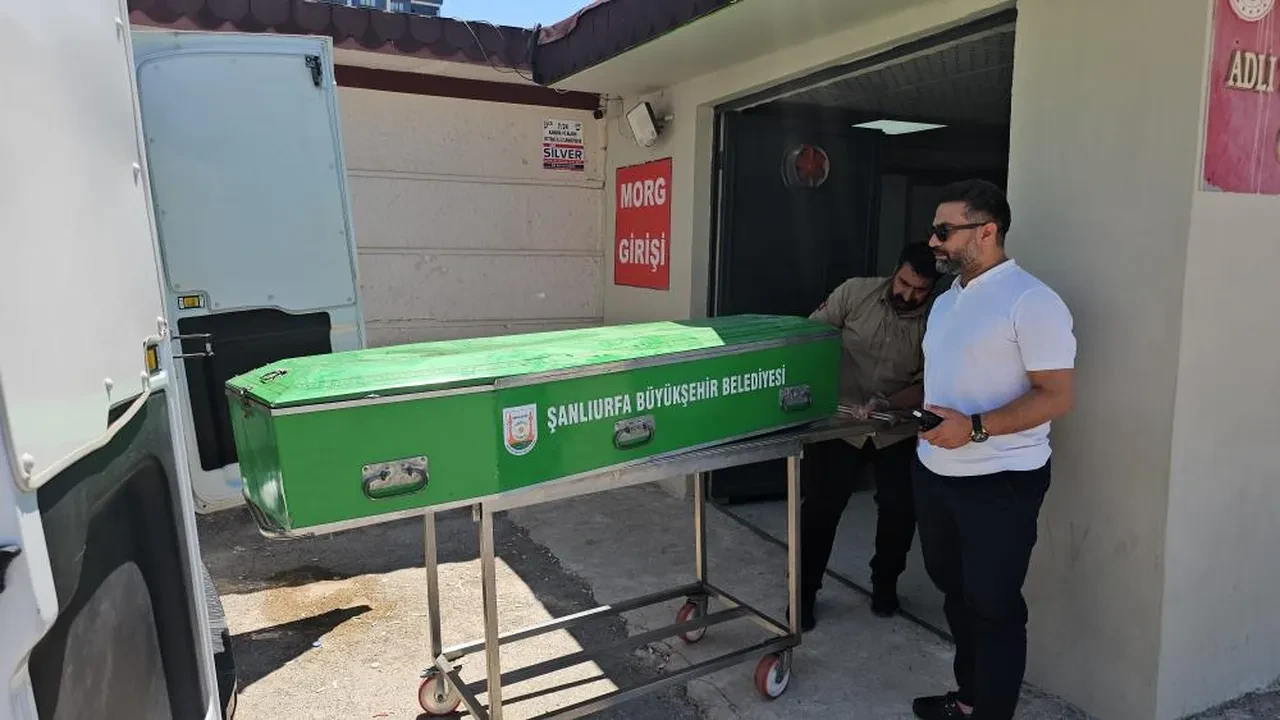 Şanlıurfa'da dehşete düşüren olay! Battaniyeye sarılı erkek cesedi bulundu