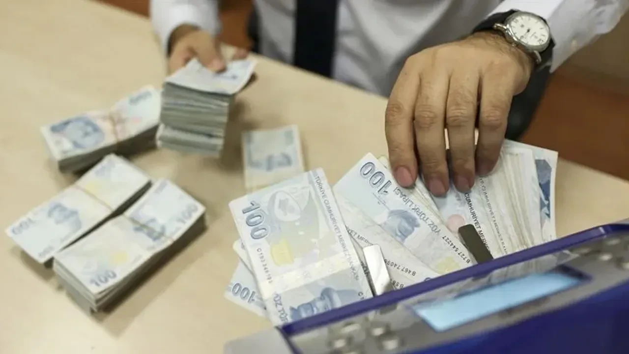 SSK, Bağ-Kur, memur ve memur emeklilerinin zamlı maaşlarının hesaba yatacağı tarih belli oldu