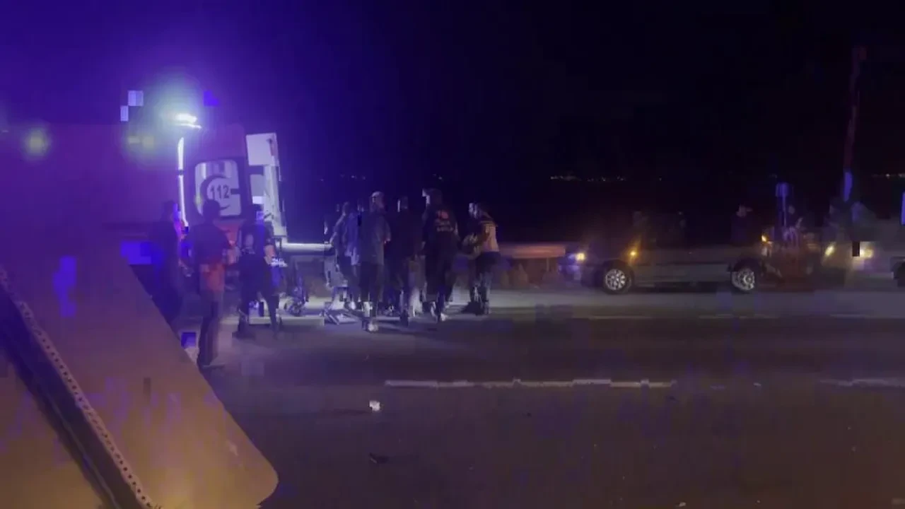 Tokat'ta gece saatlerinde korkunç kaza! Çok sayıda yaralı var