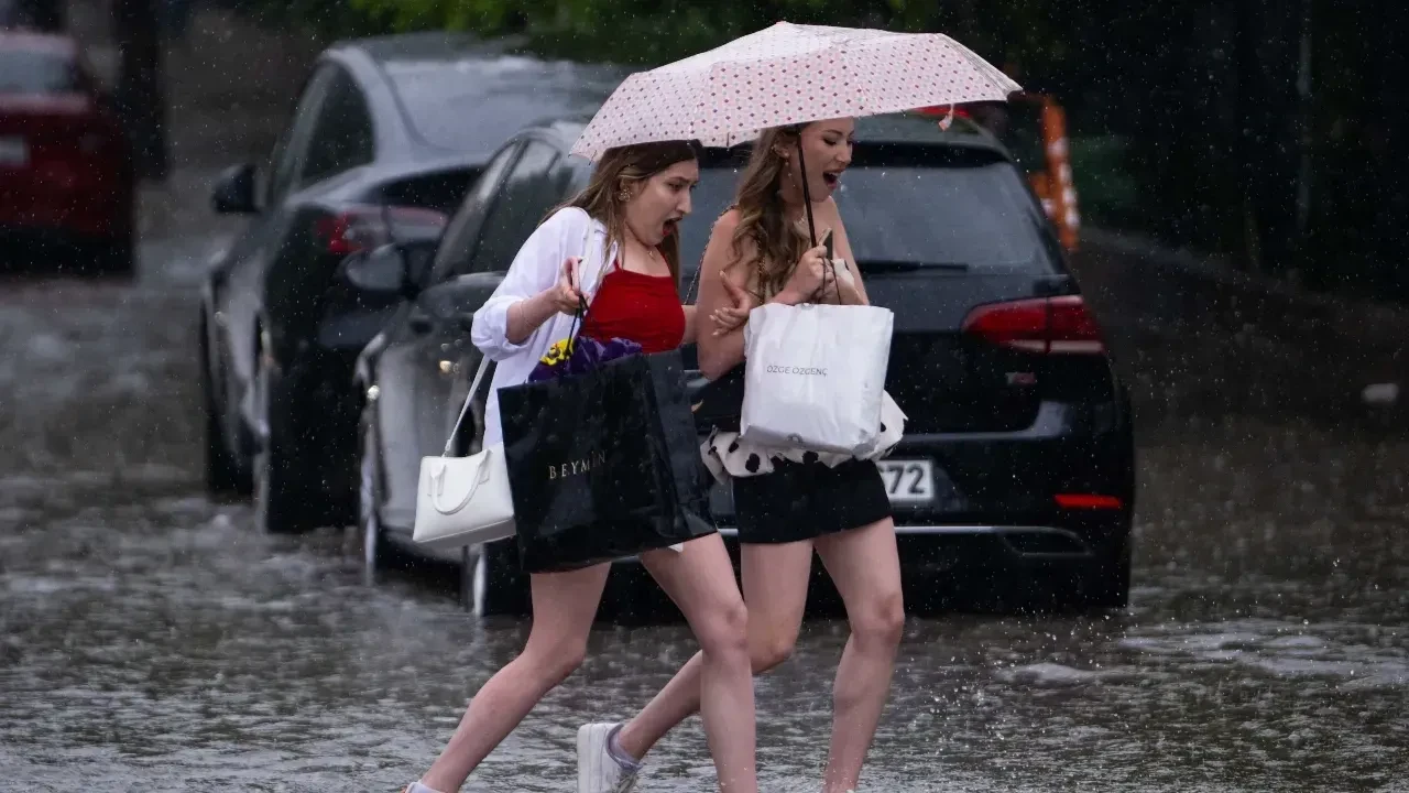 6 Temmuz 2026 hava durumu | Meteoroloji saat verdi: 30 il için sağanak uyarısı