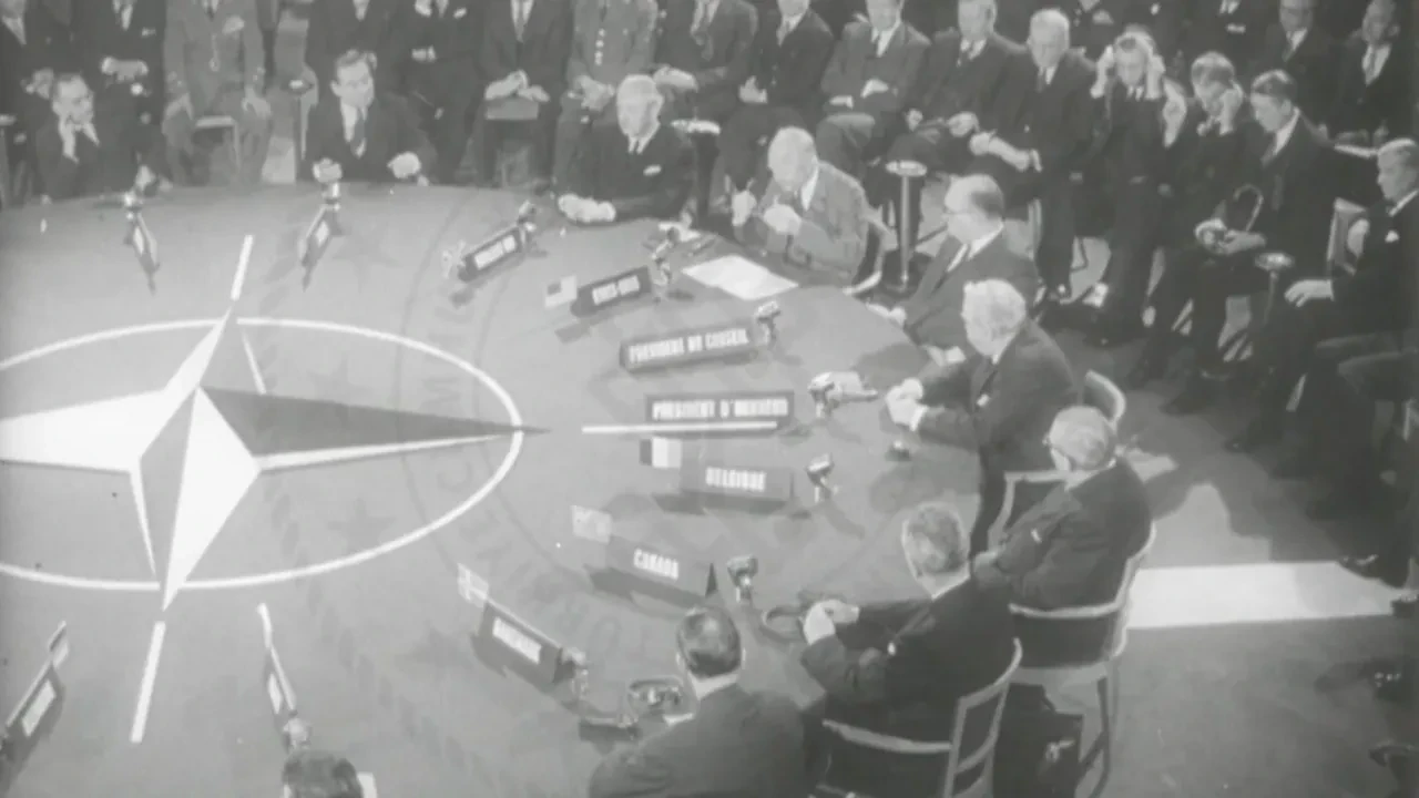 Adnan Menderes’ten Fahri Korutürk’e Türkiye’nin NATO tarihine ışık tutan görüntüler yayımlandı