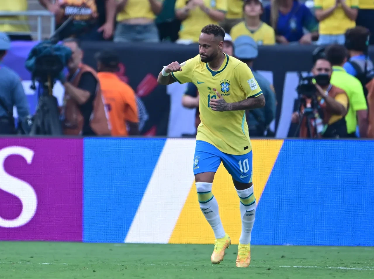 Neymar'dan emeklilik kararı! Gözyaşlarıyla veda etti