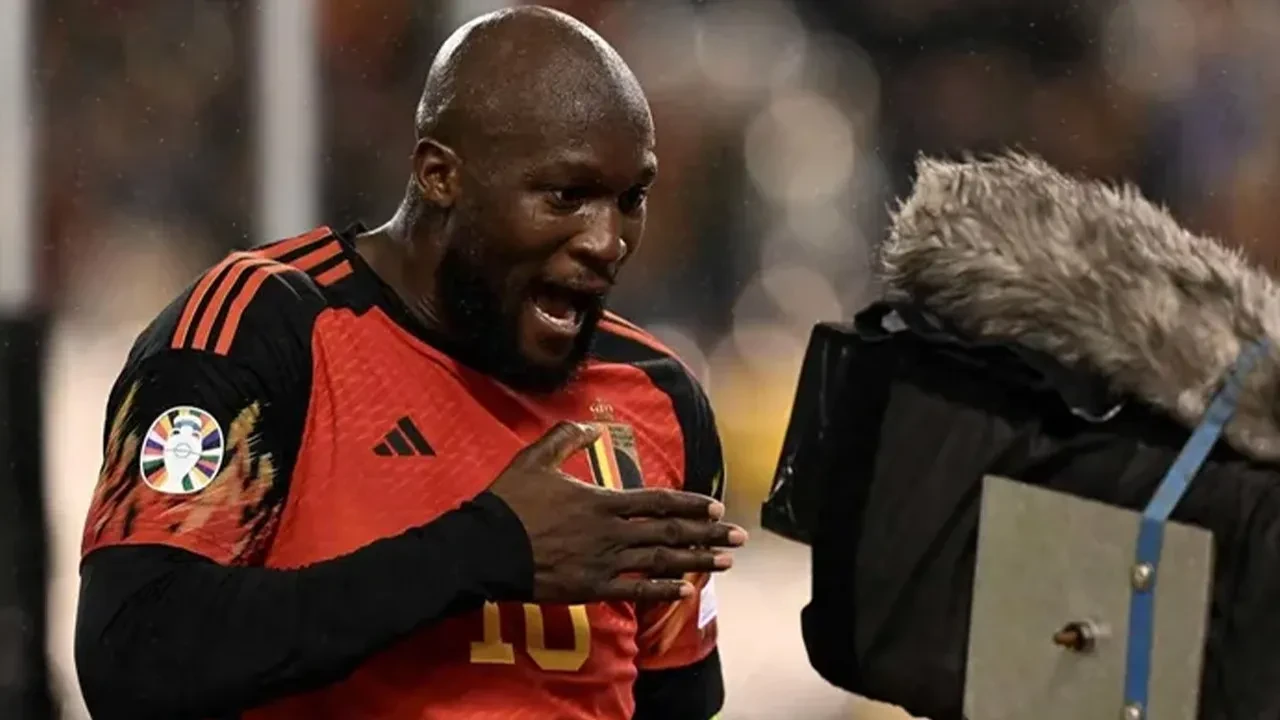 /spor/romelu-lukaku-israri-fenerbahce-ezeli-rakibin-istedigi-yildiz-icin-devreye-girdi-3345941
