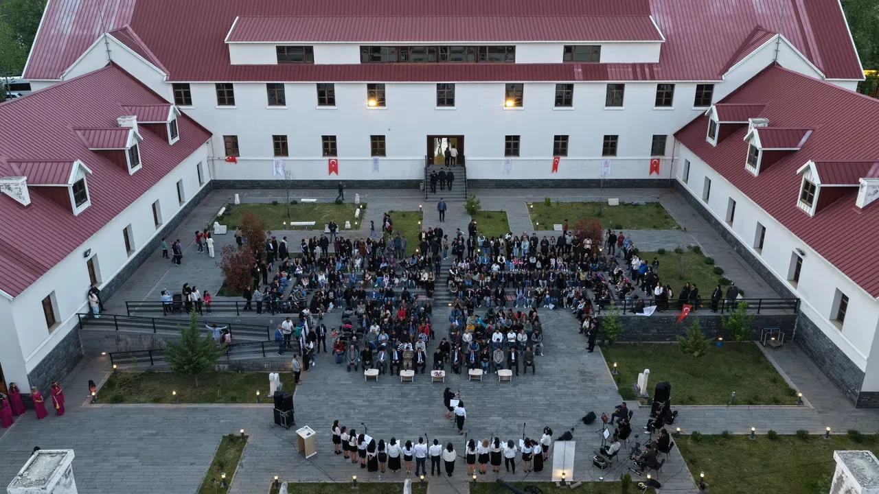 Tunceli müzesi Avrupa’nın en iyisi olma yolunda! Askeri kışlaydı, müze oldu