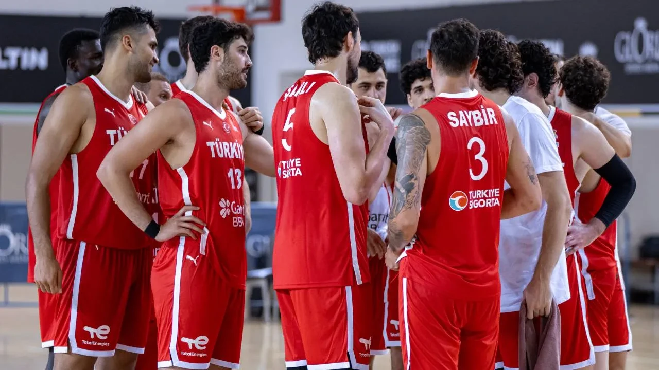 12 Dev Adam'ın maç programı belli oldu! Milliler, adım adım 2027 FIBA Dünya Kupası'na gidiyor