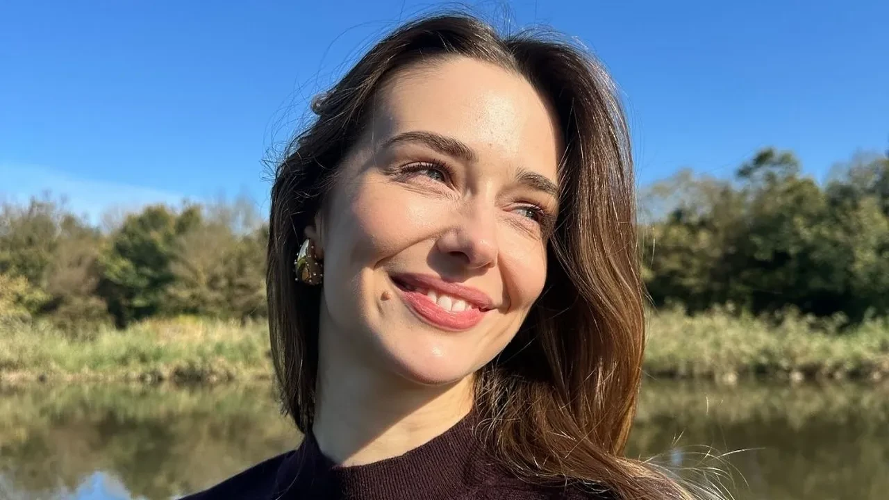 Afra Karagöz'ün yeni adresi Altı Üstü İstanbul oldu! Tarık Hoca'nın kızı Duru geliyor