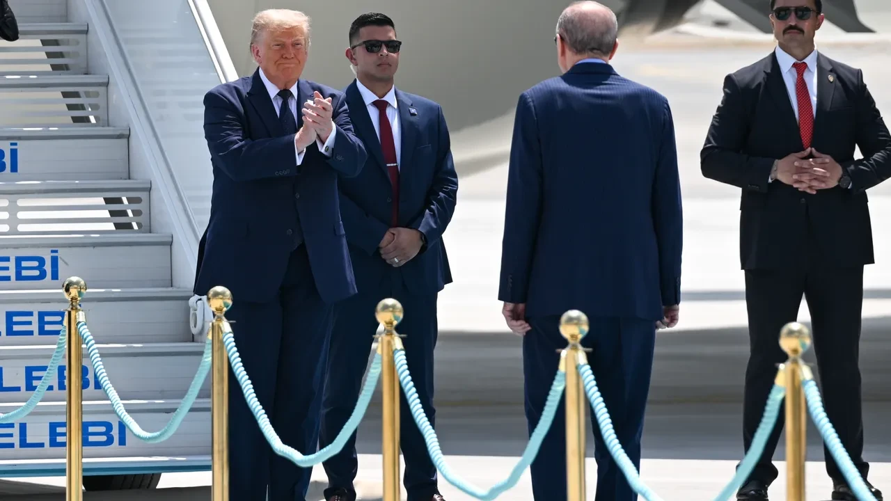 Ankara'da tarihi anlar! NATO zirvesinin en çarpıcı kareleri