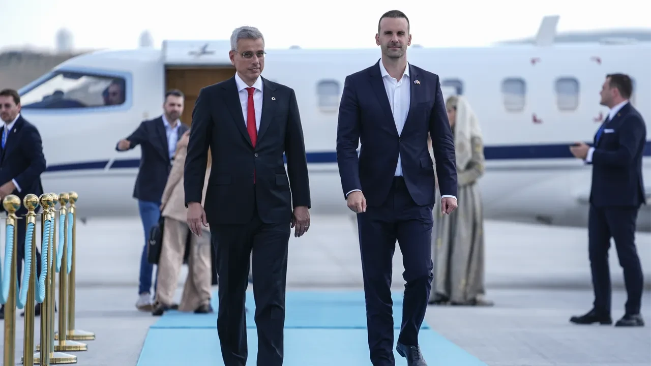 Ankara'da tarihi anlar! NATO zirvesinin en çarpıcı kareleri