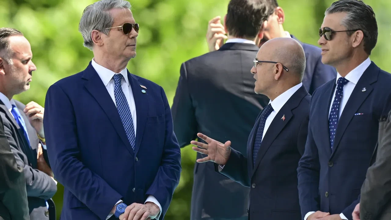 Ankara'da tarihi anlar! NATO zirvesinin en çarpıcı kareleri
