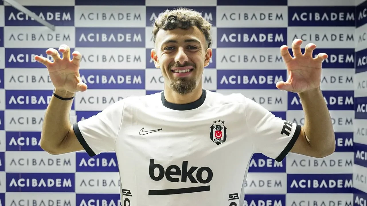 Beşiktaş'ın yeni transferi İlhan Fakılı'dan açıklama! "Bu forma için her şeyimi vereceğim"