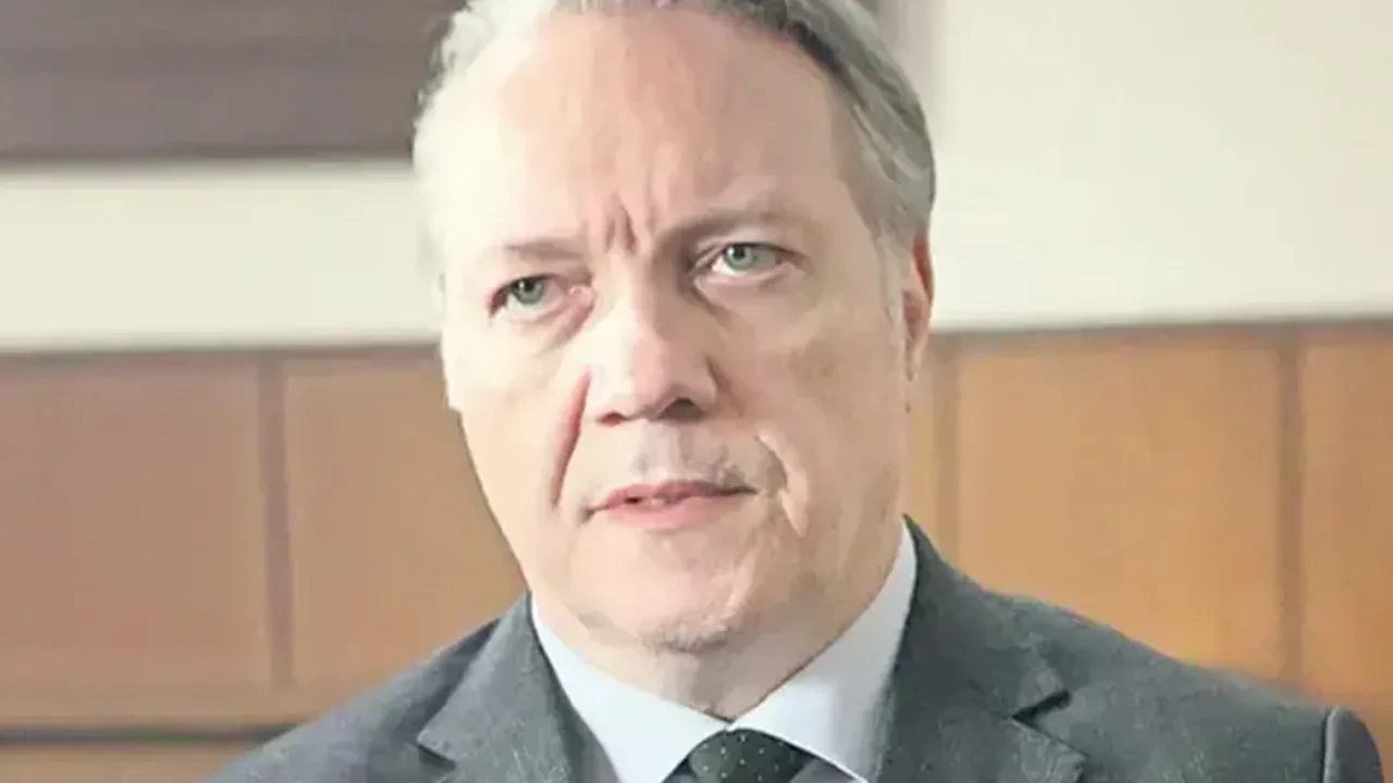 Murat Serezli’nin yeni projesi belli oldu! Aşk ve Taht dizisiyle ekrana dönüyor!