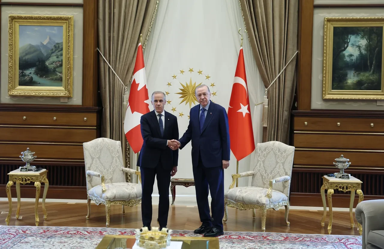 NATO Zirvesi'nde diplomasi temasları! Cumhurbaşkanı Erdoğan, Kanada Başbakanı Carney'i kabul etti