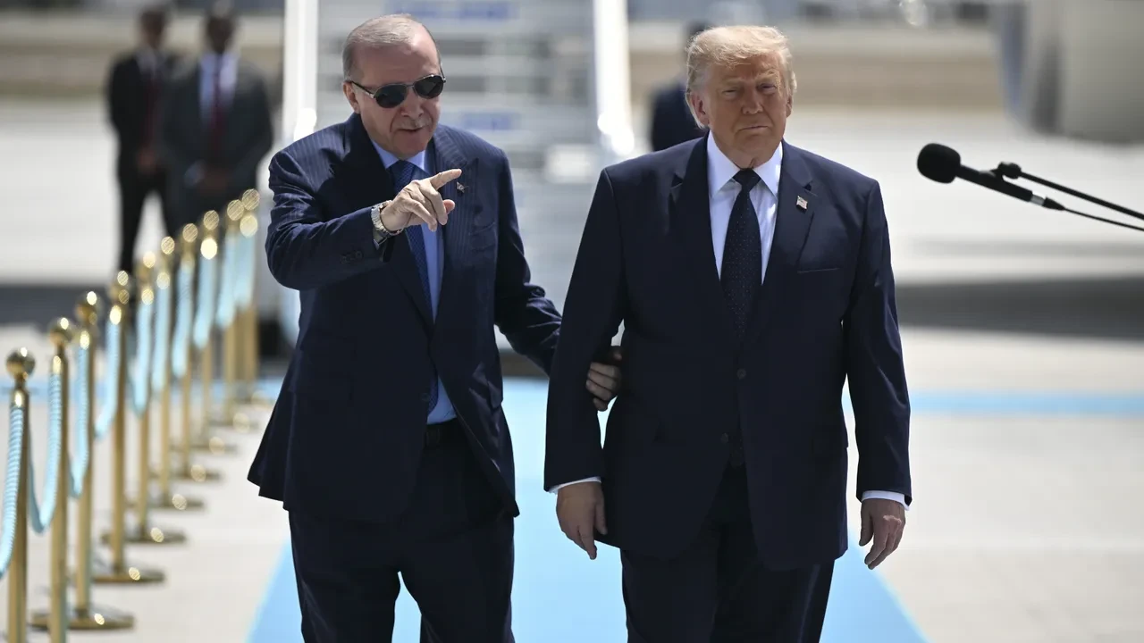 ABD medyası bu görüntüleri konuşuyor: "Trump’ın buna izin verdiğini ilk kez görüyoruz!"