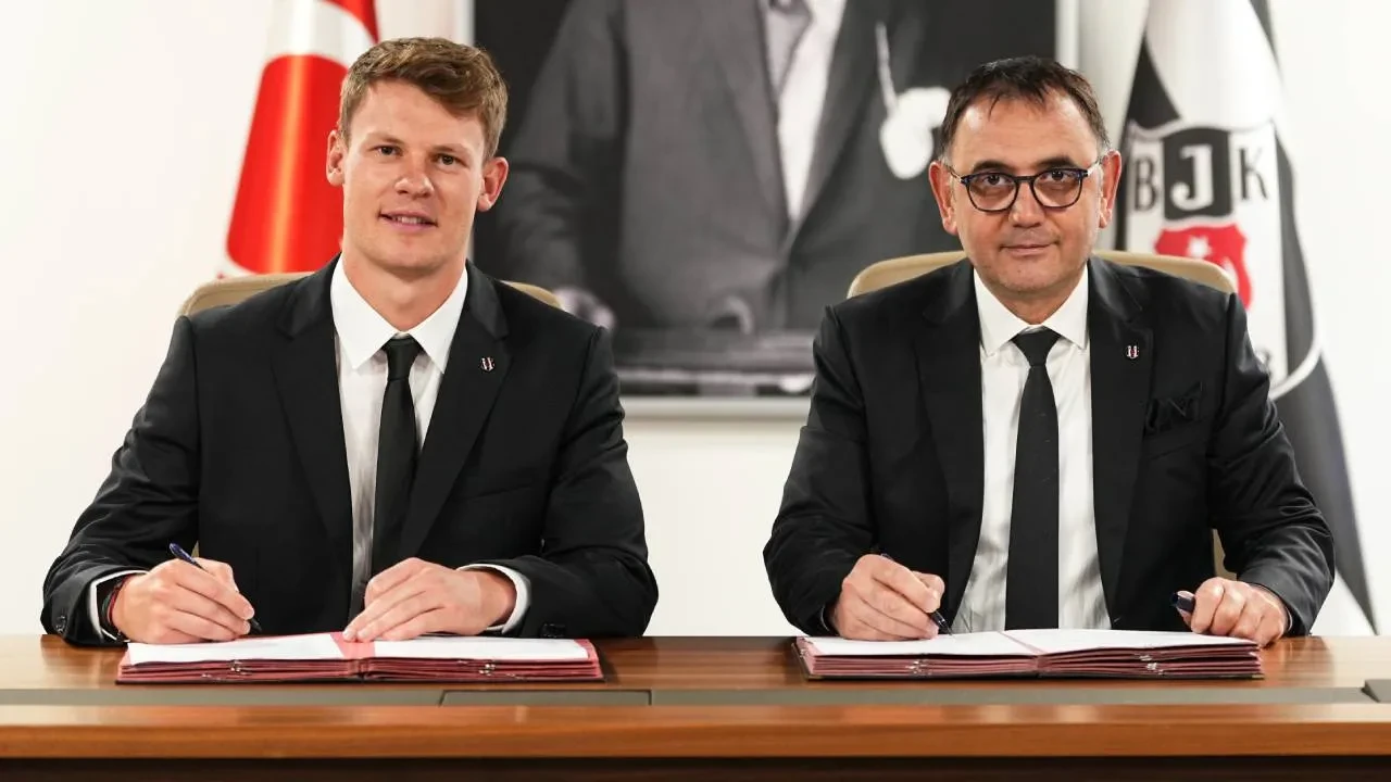 Beşiktaş, Alexander Nübel'i kadrosuna kattı! Alman kaleciyle 3 yıllık sözleşme imzalandı
