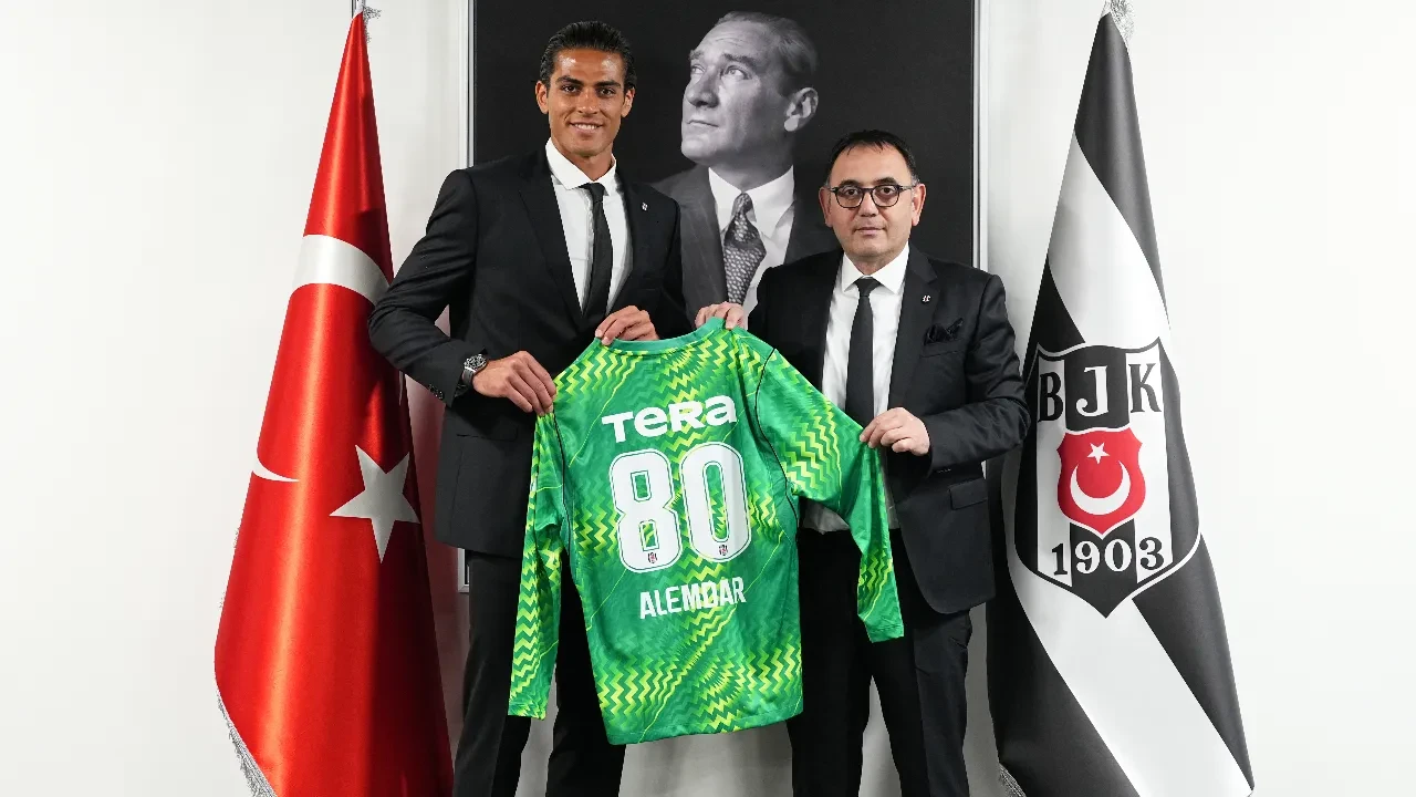 /spor/besiktas-dogan-alemdari-transfer-etti-23-yasindaki-kaleciyle-4-yillik-imza-3346399