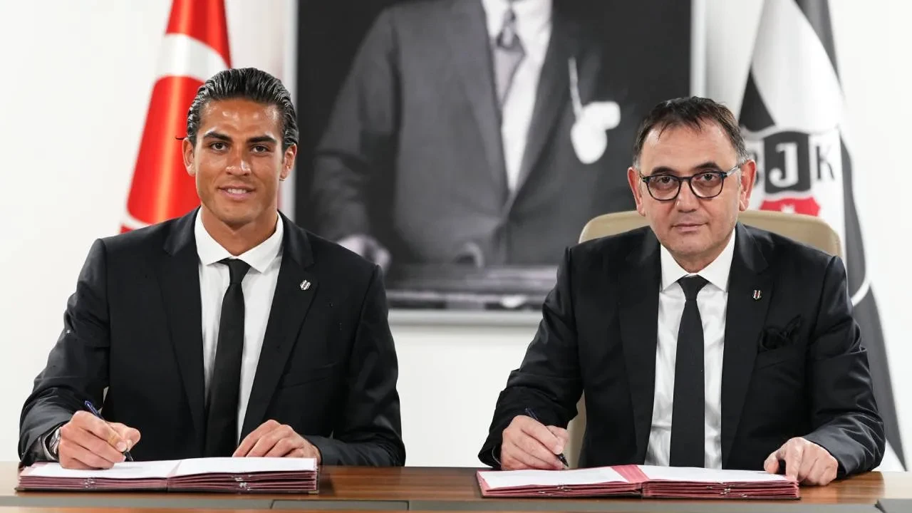 Beşiktaş, Doğan Alemdar'ı transfer etti! 23 yaşındaki kaleciyle 4 yıllık imza