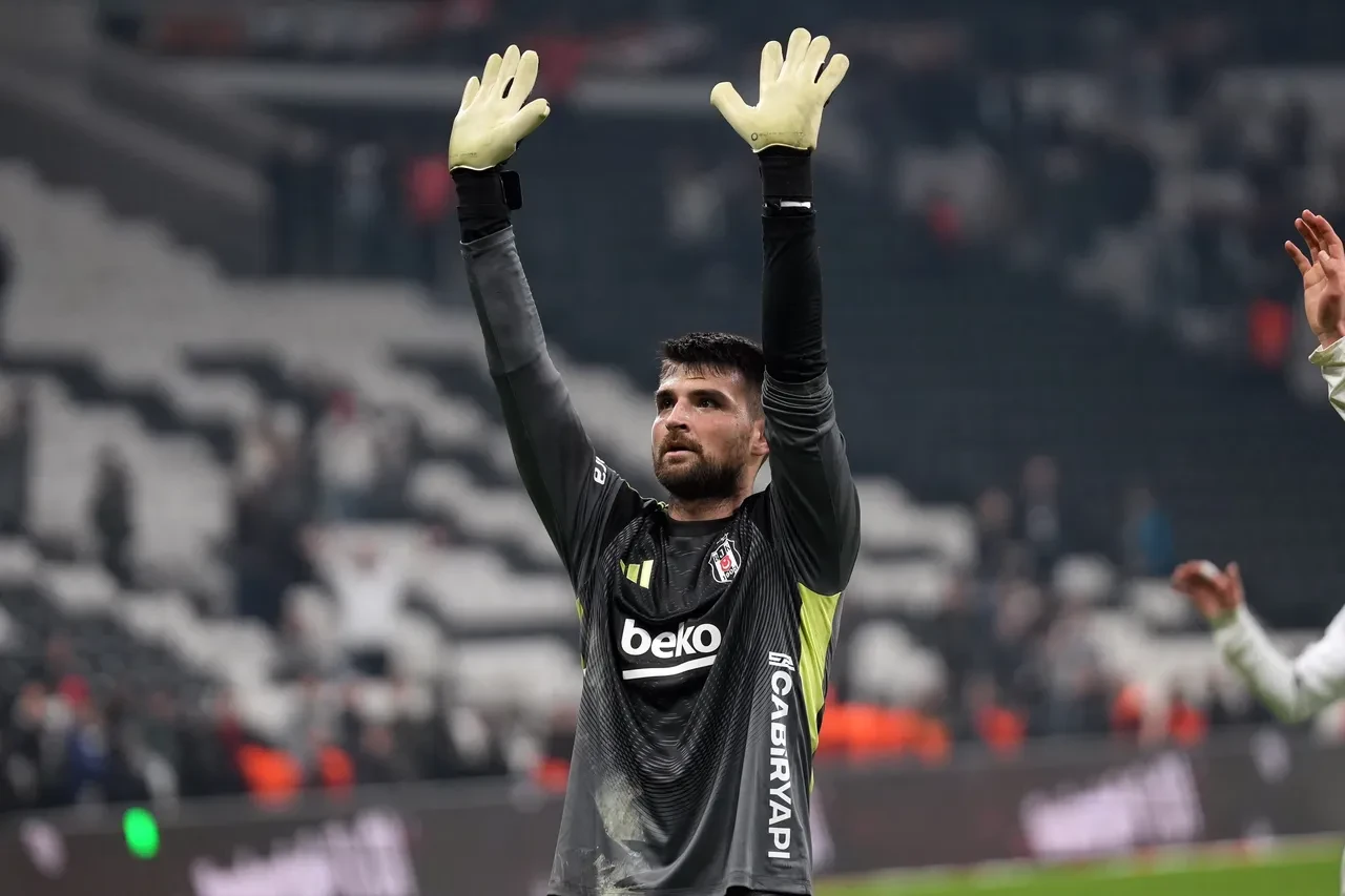 Beşiktaş, Ersin Destanoğlu ile yollarını ayırdı