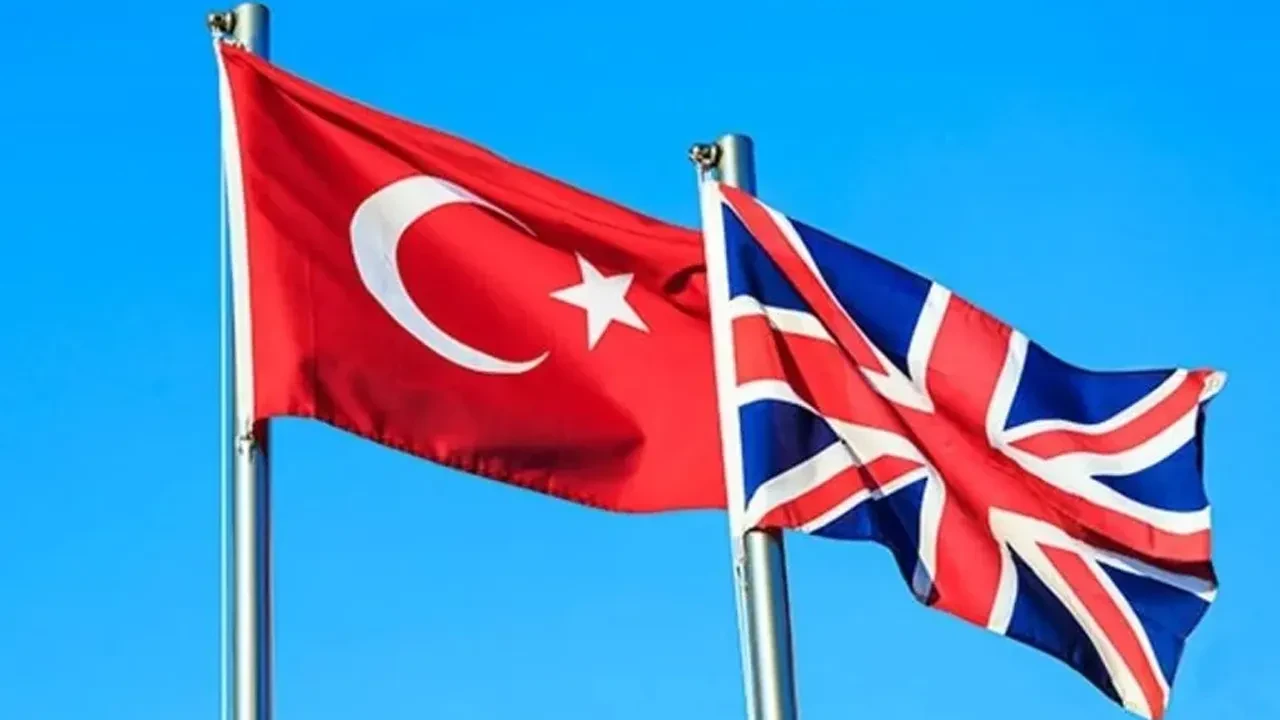 Türkiye ile İngiltere arasında savunma ortaklığı anlaşması imzalandı