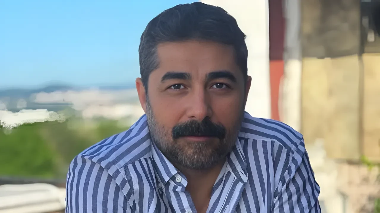 Ahmet Tatlıses babası hakkında sessizliği bozdu: "Evlat her yerde bulunmuyor"