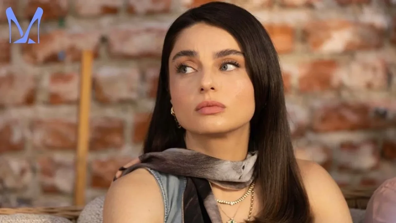 Ayça Ayşin Turan kendini görünmez sandı! Muhtemel Aşk setindeki eğlenceli anlar sosyal medyayı salladı