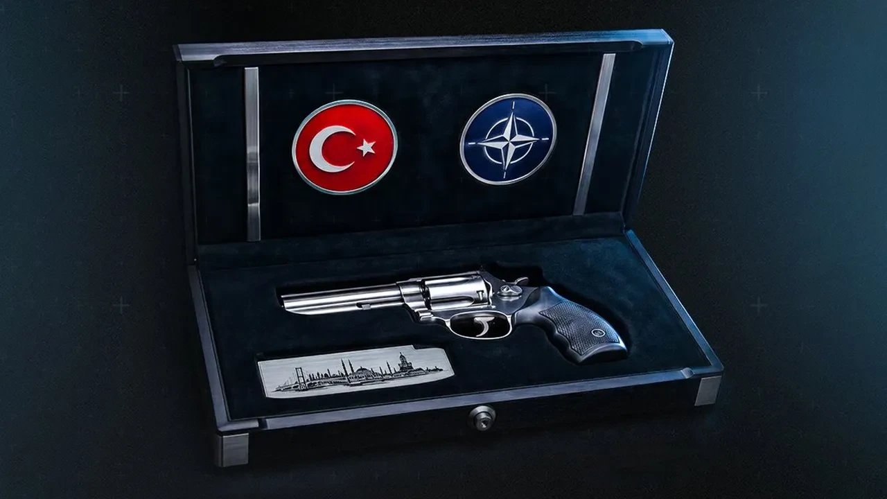 Cumhurbaşkanı Erdoğan'dan NATO liderlerine özel hediye! İngiltere Başbakanı ülkesine götüremedi
