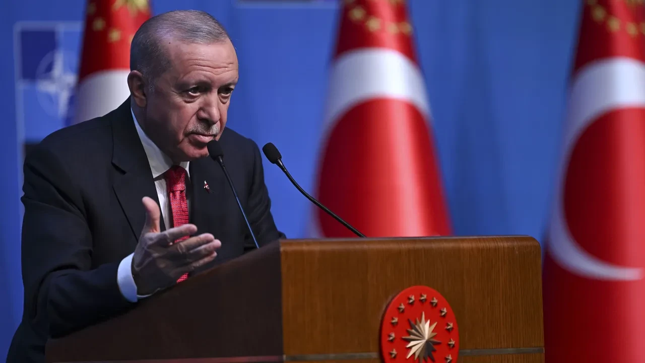 Cumhurbaşkanı Erdoğan'dan NATO Zirvesi'yle ilgili teşekkür paylaşımı! Trump'la görüşmeyi vurguladı: F-35 ve KAAN için somut neticeler olacak