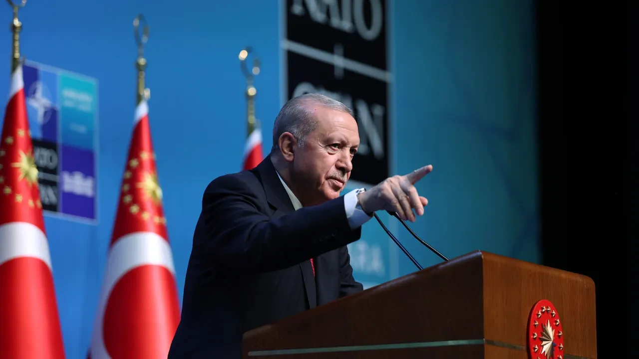 Cumhurbaşkanı Erdoğan'dan NATO Zirvesi'yle ilgili teşekkür paylaşımı! Trump'la görüşmeyi vurguladı: F-35 ve KAAN için somut neticeler olacak