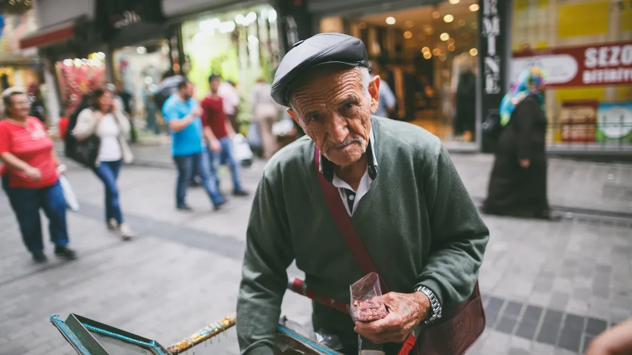 Dünya nüfus verileri açıklandı! Türkiye’nin çocuk ve genç nüfusu istatistikleri tedirgin etti