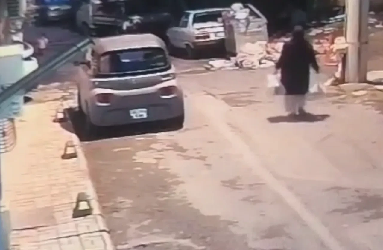 Eşi çöp sanıp binlerce lirayı attı! 15 ton atık arasında didik didik aradı, paralar konteynerden çıktı