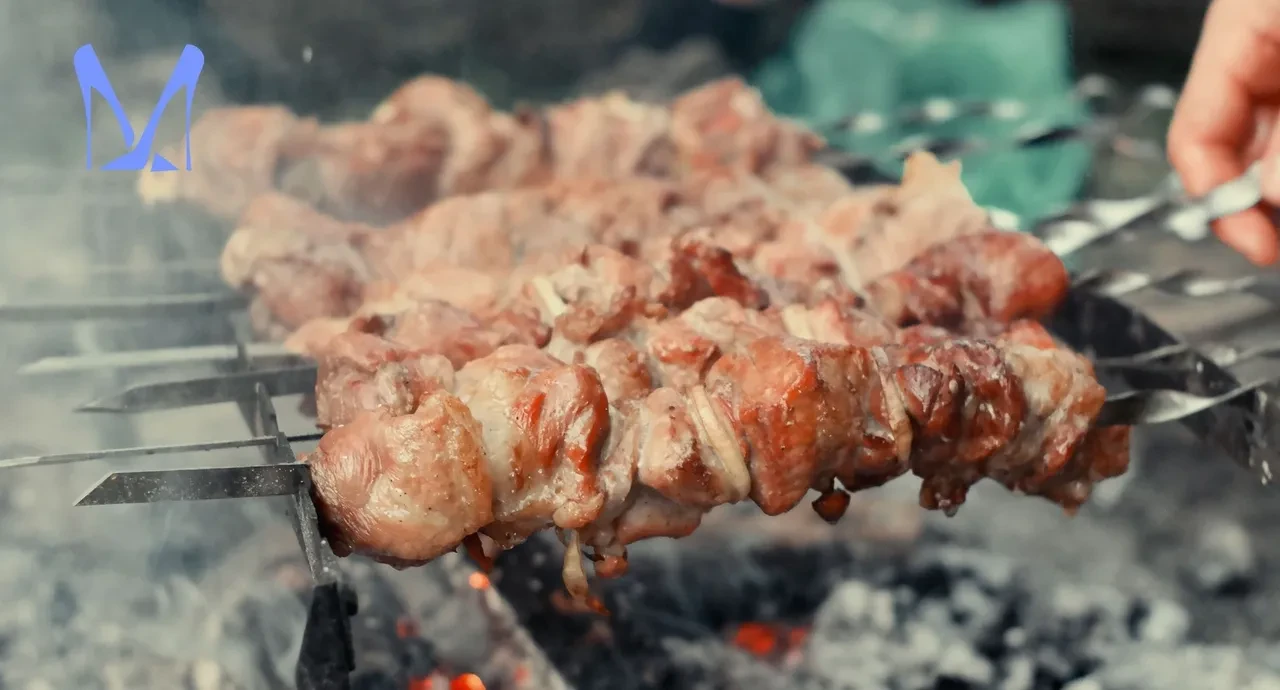 Evde yapacağınız kebap lezzetinde tarif! Fırını önceden ısıtın işte marine püf noktası