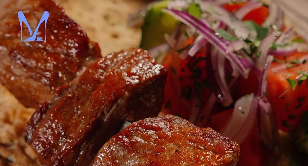 Evde yapacağınız kebap lezzetinde tarif! Fırını önceden ısıtın işte marine püf noktası