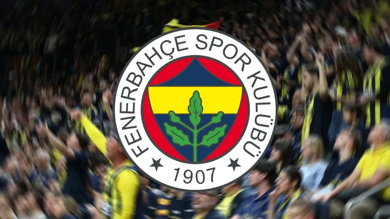 /spor/fenerbahcenin-yildiz-oyuncusu-takimdan-gitti-sari-lacivertlilerden-taraftari-uzen-pay-3346614