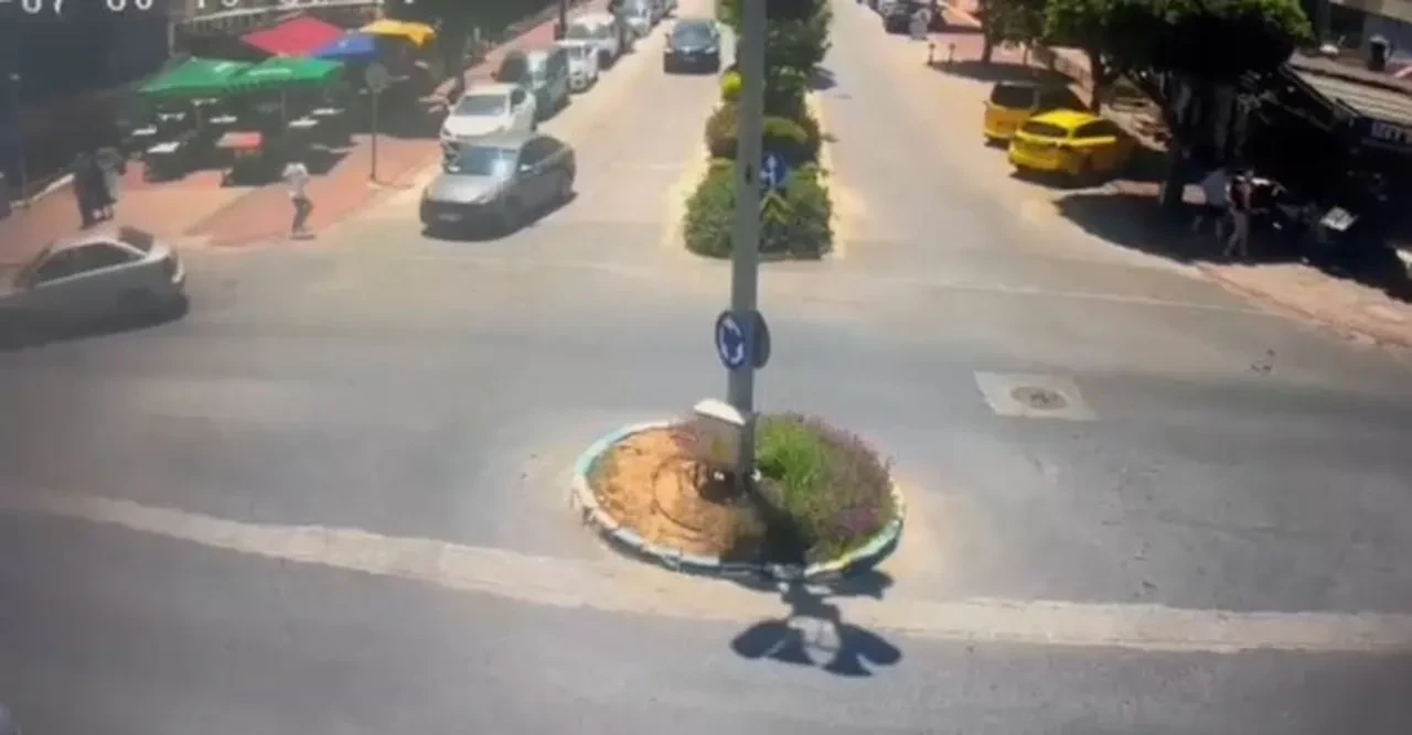 Film sahnesi değil gerçek! Marketten para, yolda otomobil, kaçarken cep telefonu gasp etti