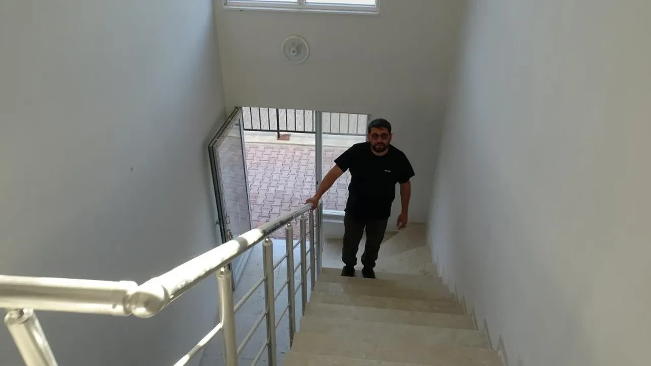 Haluk Levent depremzedelere verdiği sözü tutmadı! AHBAP Derneğinin topladığı 158 milyon dolar nerede?