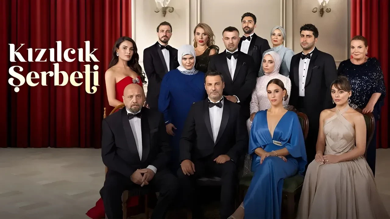 Kızılcık Şerbeti'nin eski yıldızları yeniden bir arada! O kare sosyal medyayı salladı