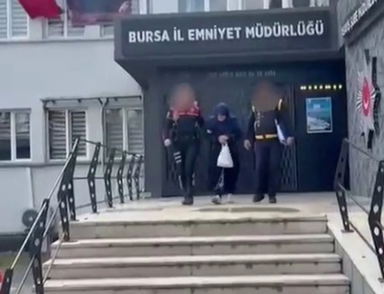 Kocasını 15 parçaya ayıran kadının mahkemedeki sözleri kan dondurdu! "Çok kurban kestim, zor olmadı"
