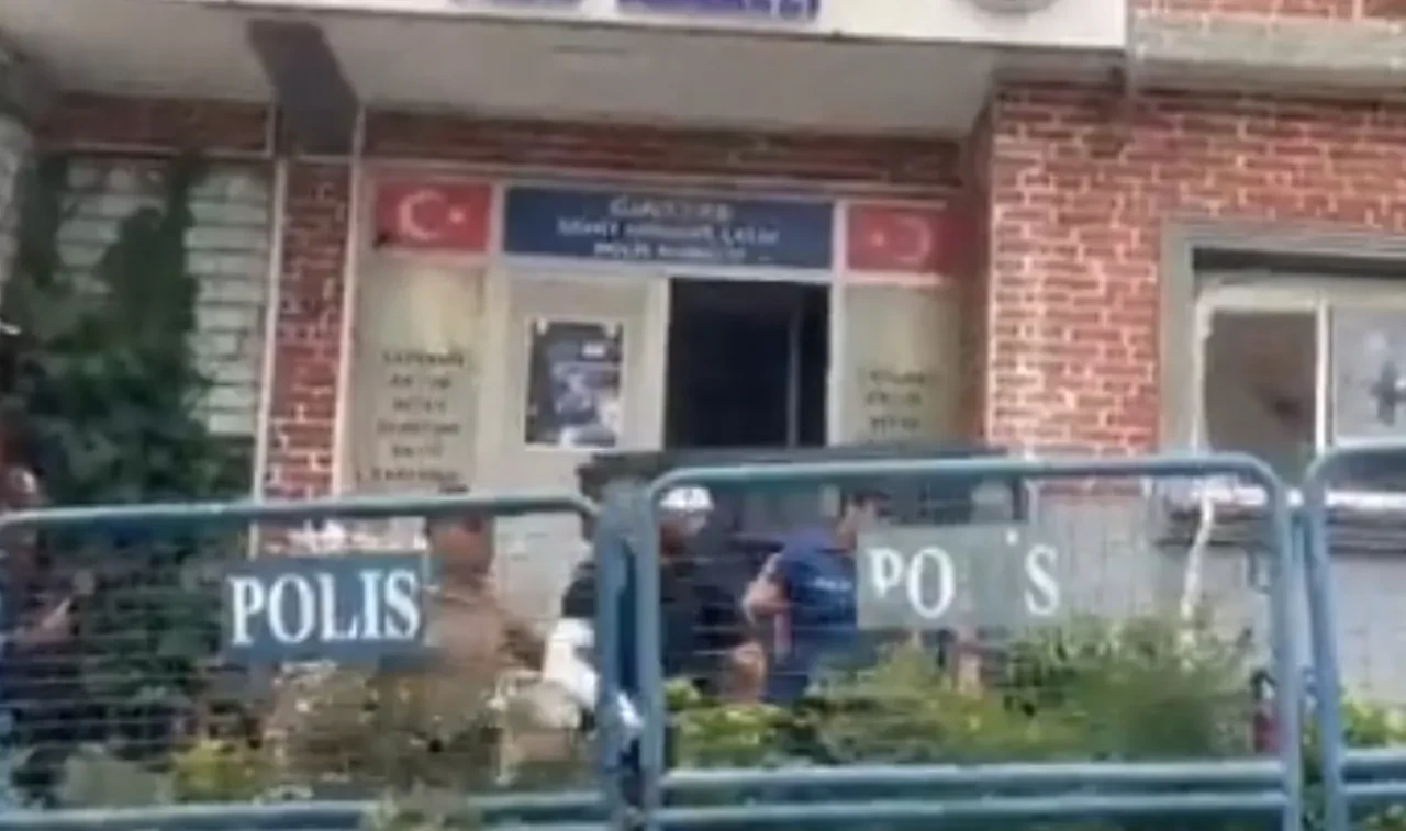 Polisi gören torbacı, binadan aşağı atladı! Sargılar içinde cezaevine gönderildi