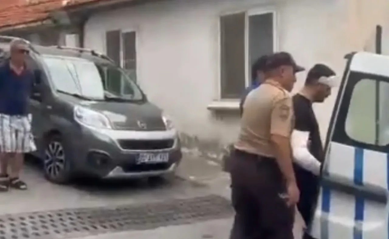 Polisi gören torbacı, binadan aşağı atladı! Sargılar içinde cezaevine gönderildi