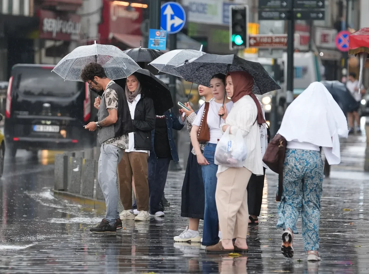 1 Ağustos 2026 hava durumu | Meteoroloji İstanbul dahil 11 ili uyardı: Sağanak ve fırtınaya dikkat!