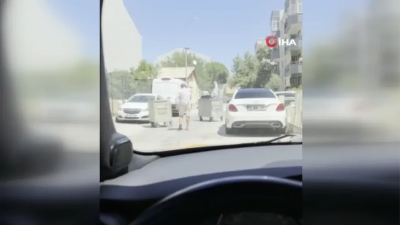 Çanakkale'de çöp konteynerleri başıboş geziyor! İşte rüzgarın gücünü gösteren görüntüler
