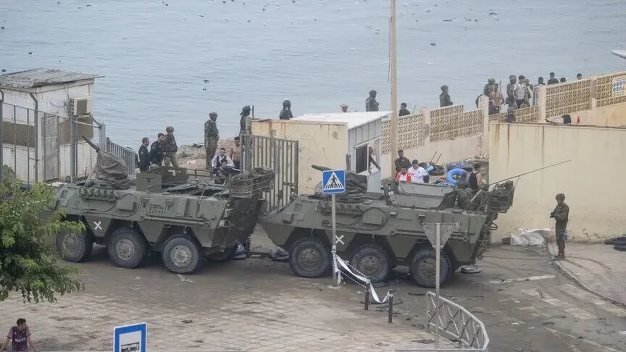 Fas-İspanya sınırı Ceuta'da tarihi kriz: Dünya ticareti nasıl etkilenecek? Doç. Dr. Muhammed Turgut anlattı