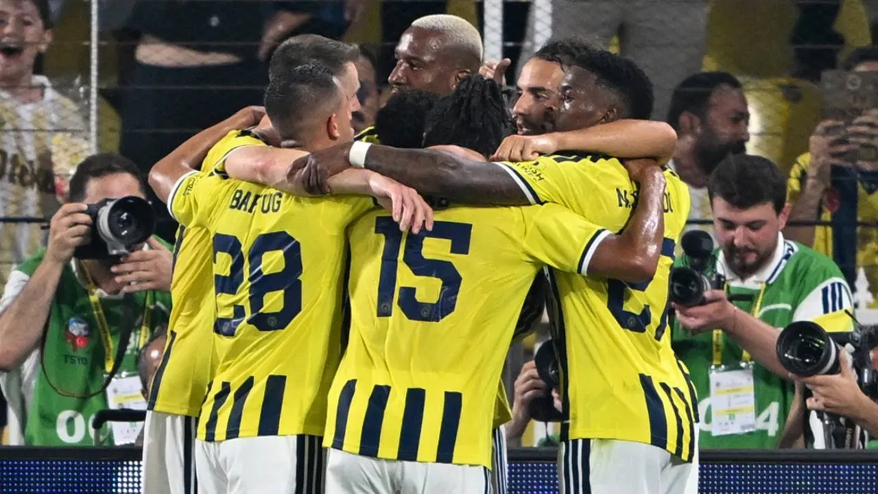 Fenerbahçe, Sturm Graz'a hazırlanıyor