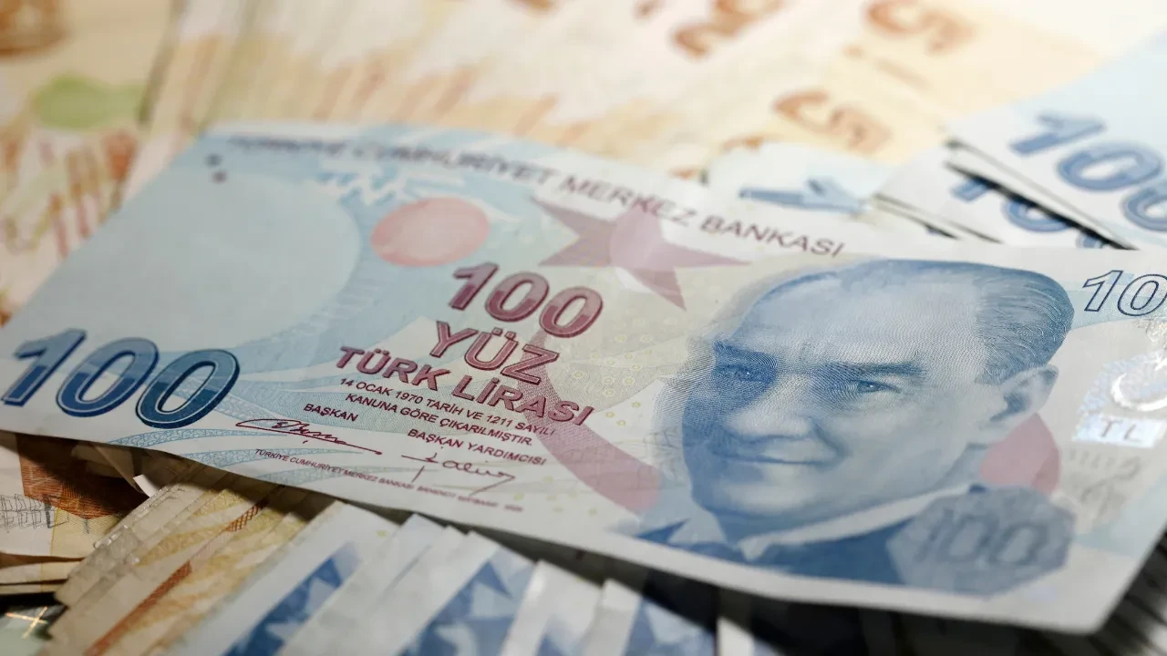 Gurbetçiler Türkiye'ye akın etti: 185 sektörü canlandırıyorlar, hedef 15 milyar dolar!