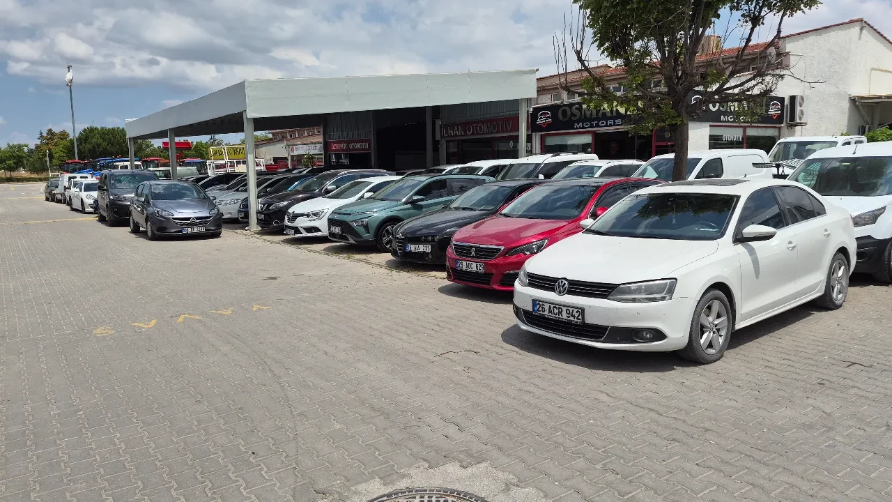 İkinci el araç alacaklara Ağustos fırsatı: Oto galeriler ölü şehir gibi! Şimdi tam zamanı