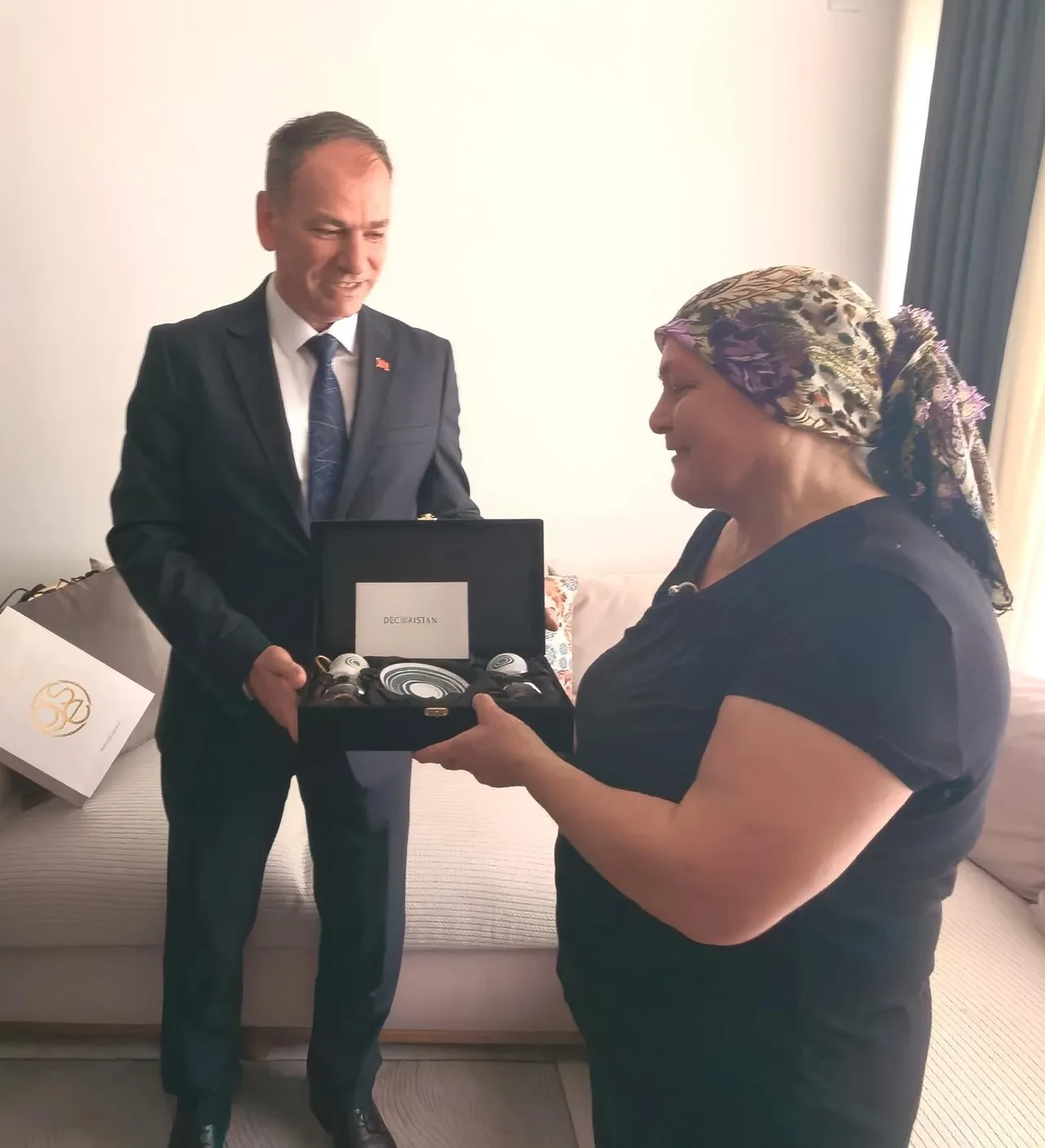 Kıbrıs Barış Harekâtı’nın izlerini taşıyan Türk Bayrağının yaraları sarılacak