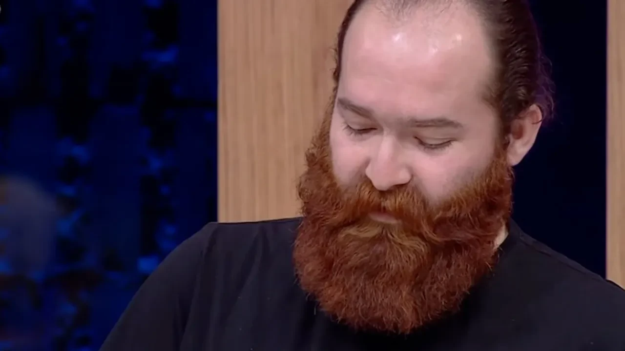 MasterChef Türkiye’de vefat eden Eren Kaşıkçı'nın annesinin mektubu yürekleri sızlattı! İzleyenleri gözyaşlarına boğan mektupta bakın ne yazıyor!